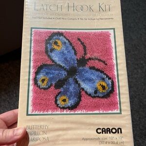 Carbon Latch Hook Kit with Blue Butterfly Design